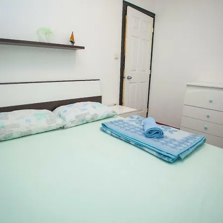 Holiday Paradiz Apartament